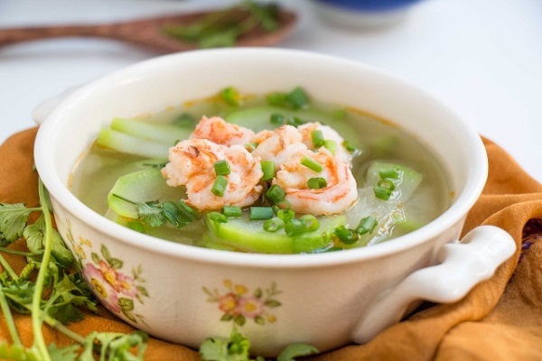 canh bầu nấu tôm